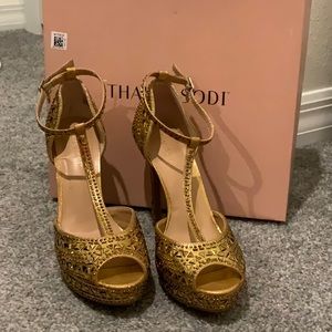 Thalia Sodi Bronze/Gold Platform Sandals